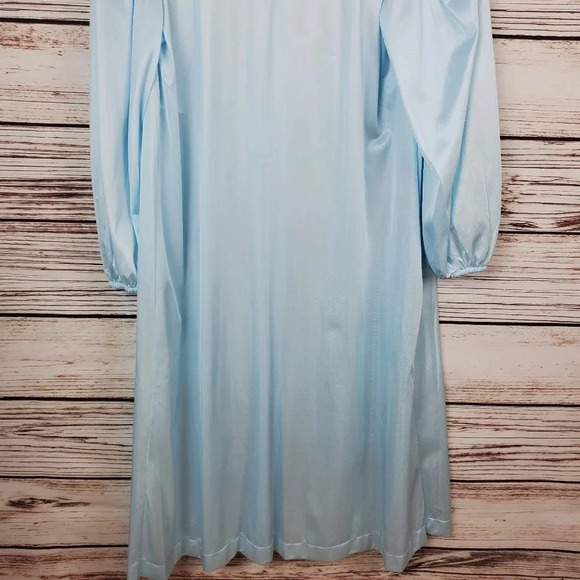 Movie Star Small Vinatge Blue Embroidered Nylon 2-Pc Matching Robe and Gown Set - Picture 9 of 12